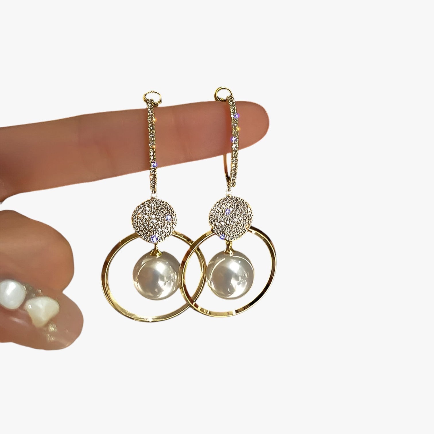 Orecchini a cerchio oversized con accenti dorati Donna - - accenti Accessories Jewelry cerchio donna dorati EARRINGS jewelry orecchini orecchini cerchio oversized womens earring - Concept Palermo