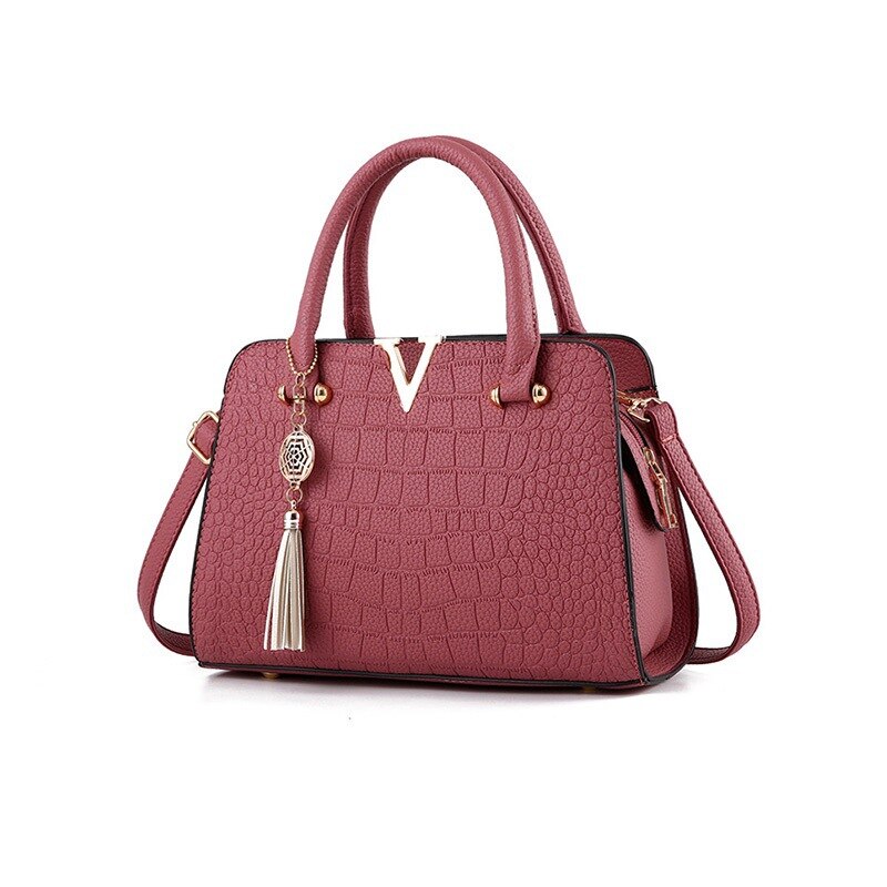 Borsa Donna Nera Elegante in Vera Pelle di Coccodrillo con Tracolla Regolabile e Zip - Rosa chiaro - Bags borsa borsa pelle coccodrillo handbags pelle Women's handbags - Concept Palermo