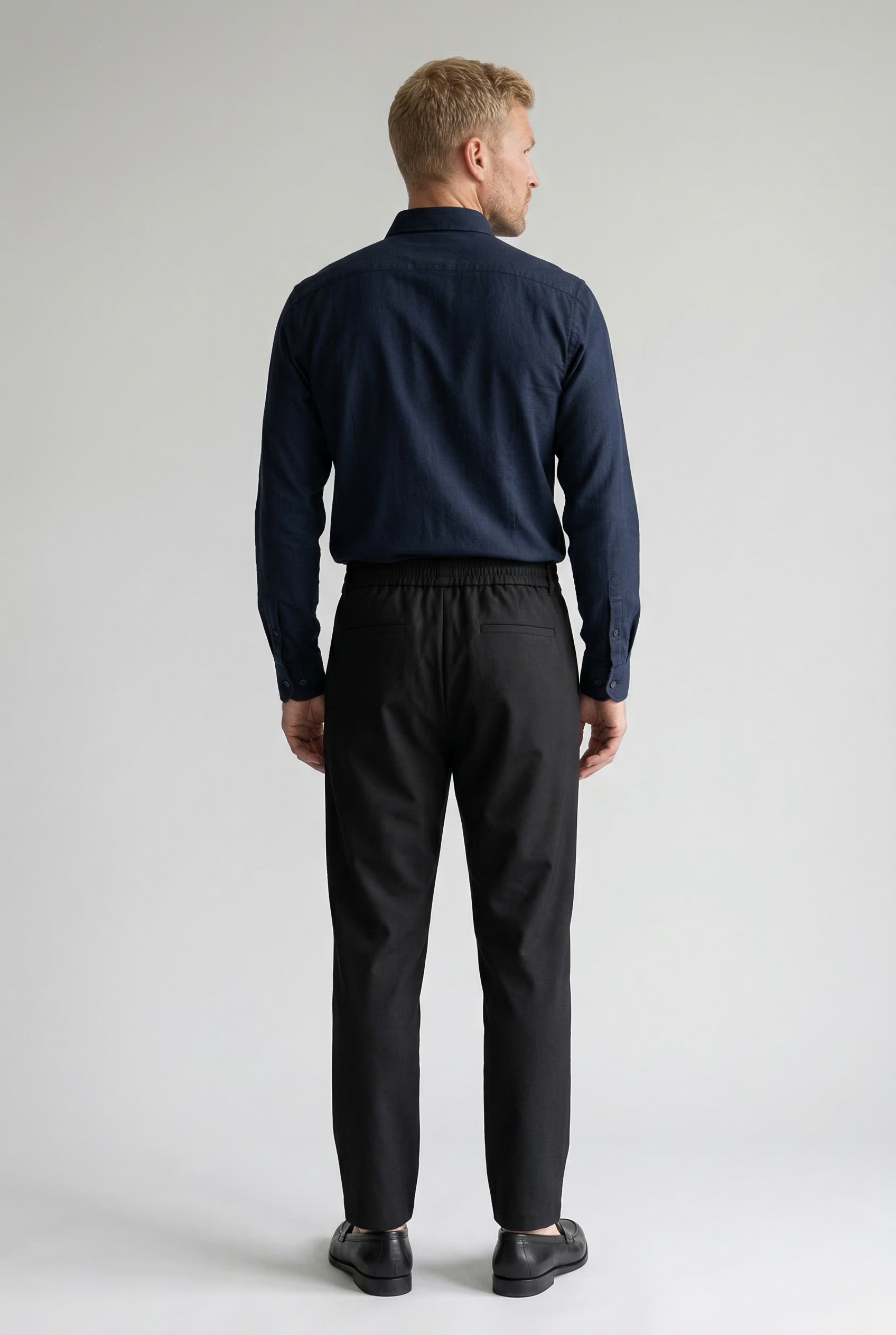 Pantaloni jogger in misto lana strutturati - Il comfort moderno incontra lo stile sartoriale Uomo - - comfort incontra jogger lana Men Casual & Sports Pants men's summer pants misto pantaloni pantaloni jogger pants pants for men - Concept Palermo