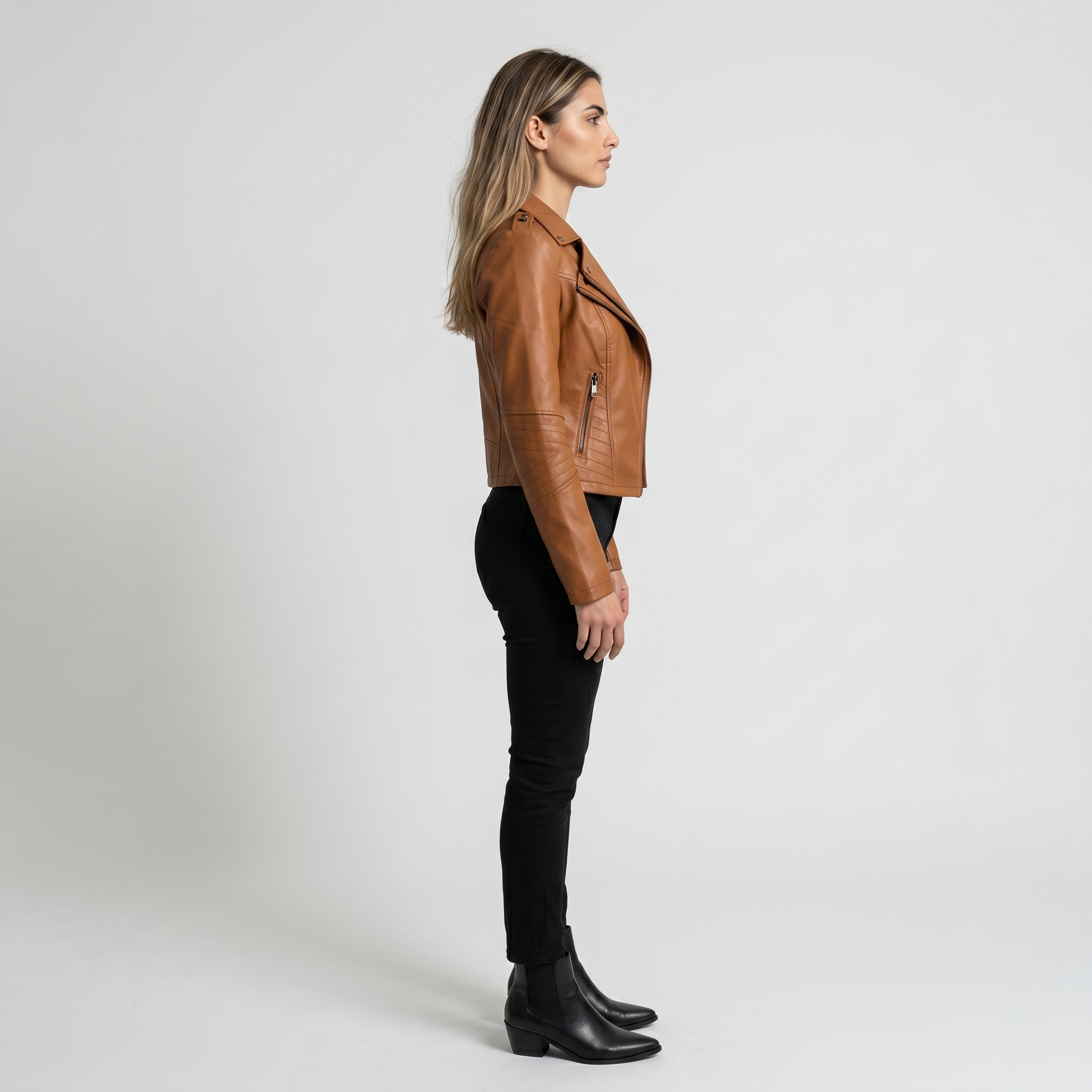 Giacca Biker Donna Nera in Poliestere - Stile Moto Elegante e Confortevole - - collo collo alto donna giacca giacca asimmetrica giacca casual giacca da donna giacca elegante giacca in pelle giacca inverno giacca nera giacca pelle giacche da donna moda donna nera pelle pelle nera stile motociclista - Concept Palermo