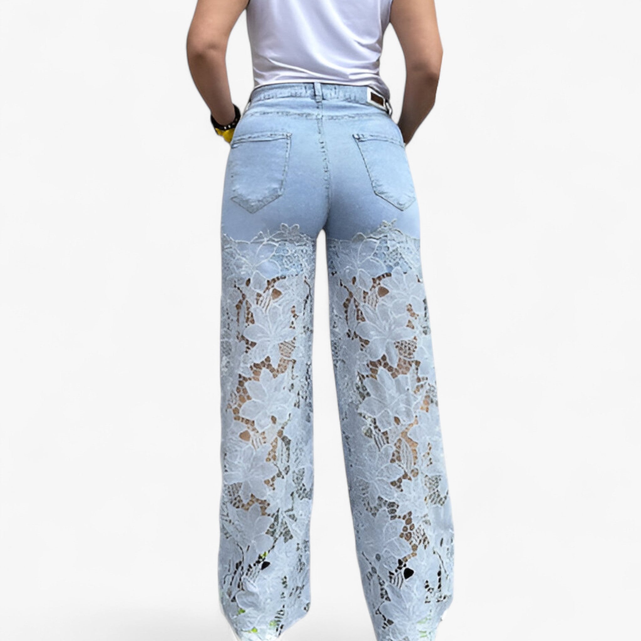 Jeans Donna in Denim con Patches Pizzo Floreale - Vestibilità Skinny - - abbigliamento casual abbigliamento chic capo versatile denim donna džínové džíny jeans jeans con pizzo jeans donna jeans trendy moda femminile pantaloni in denim pants patches pizzo stile moderno - Concept Palermo