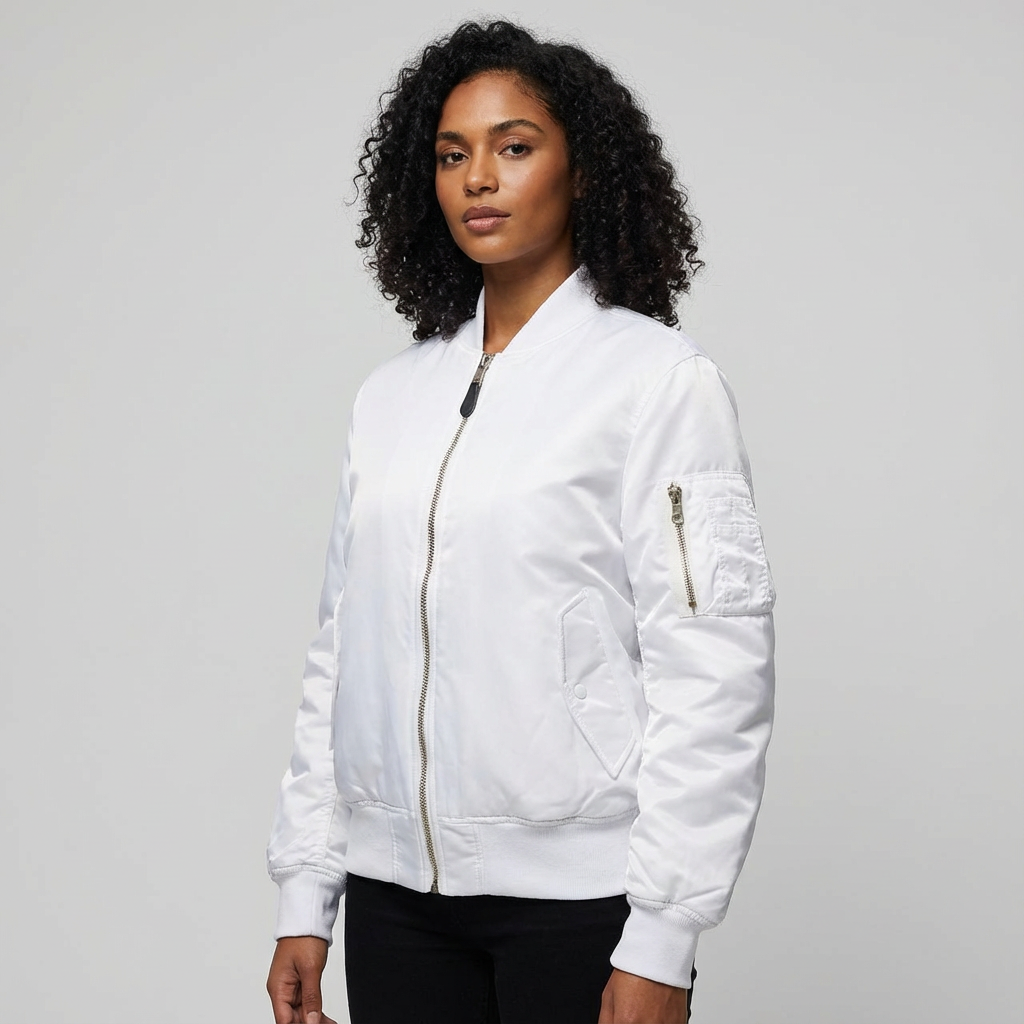 Bomber classico con dettagli utility