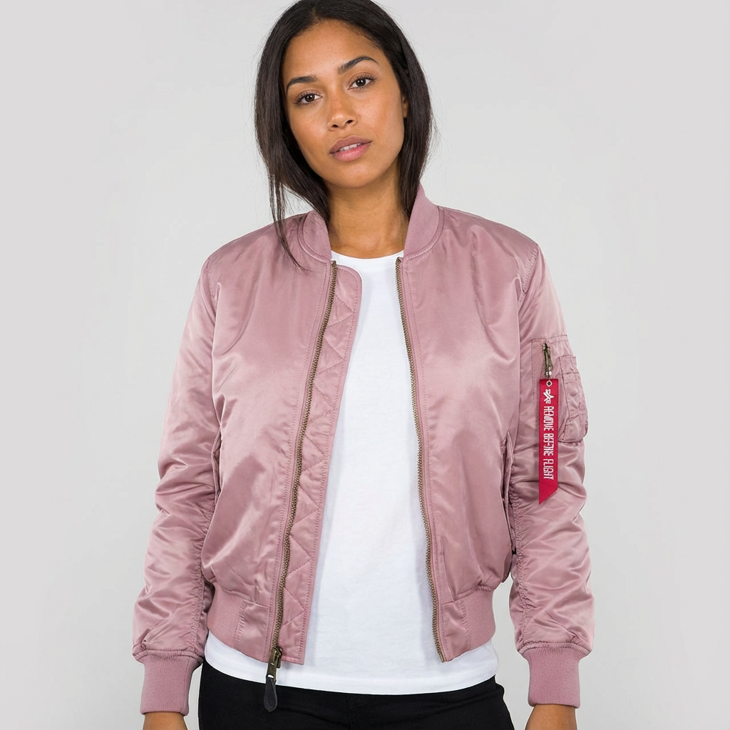 Bomber classico con dettagli utility