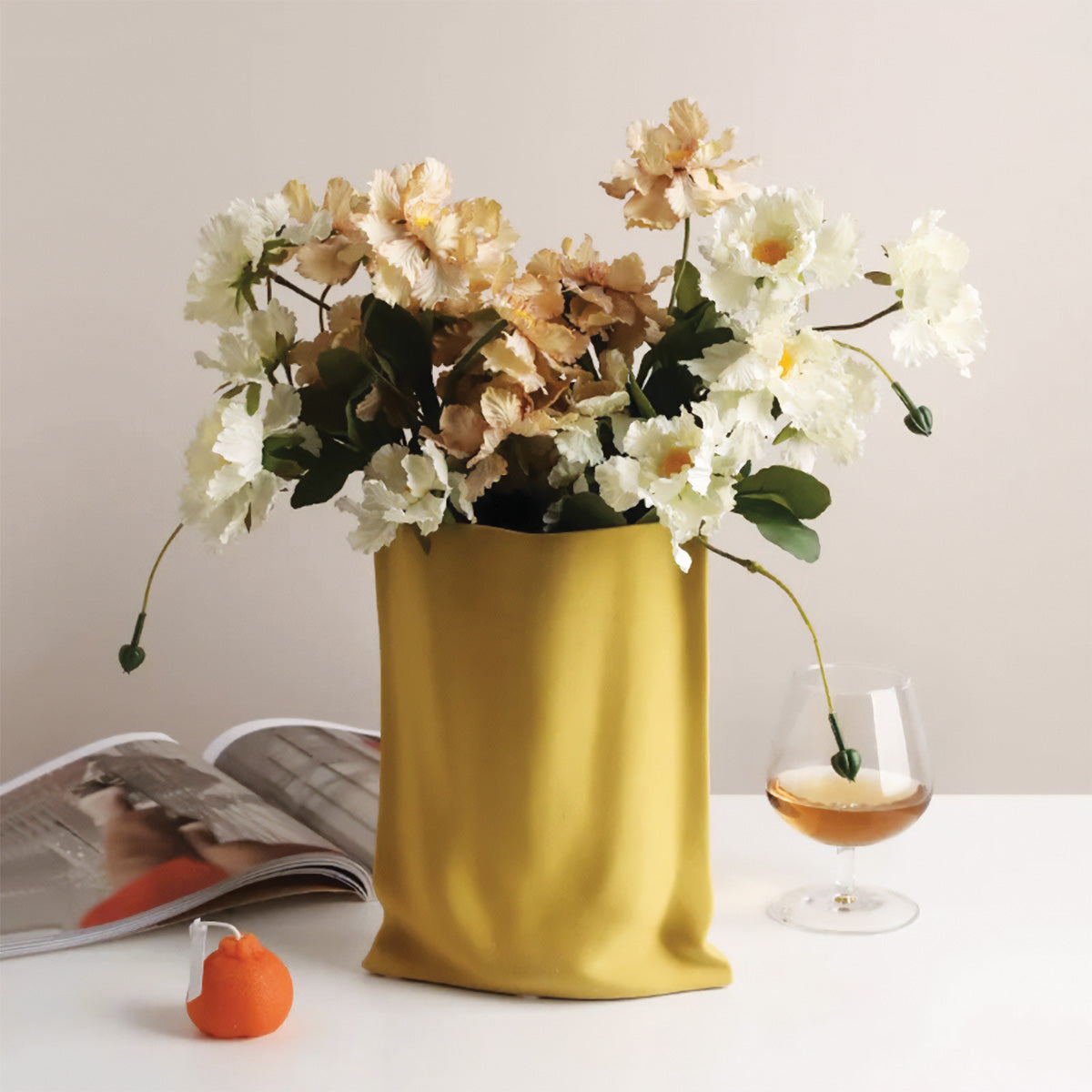 Bouquet di fiori orlato Decorazione contemporanea, per ogni ambiente - - ambiente Bathroom bouquet bouquet fiori Ceramics contemporanea Decor decorazione fiori home & garden Kitchen ogni Vases - Concept Palermo