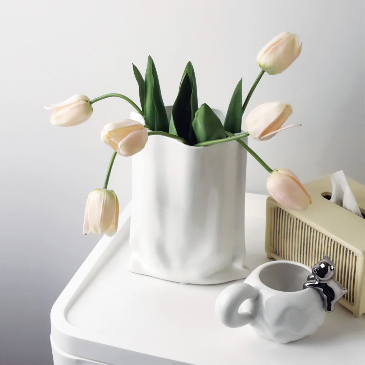 Bouquet di fiori orlato Decorazione contemporanea, per ogni ambiente - - ambiente Bathroom bouquet bouquet fiori Ceramics contemporanea Decor decorazione fiori home & garden Kitchen ogni Vases - Concept Palermo