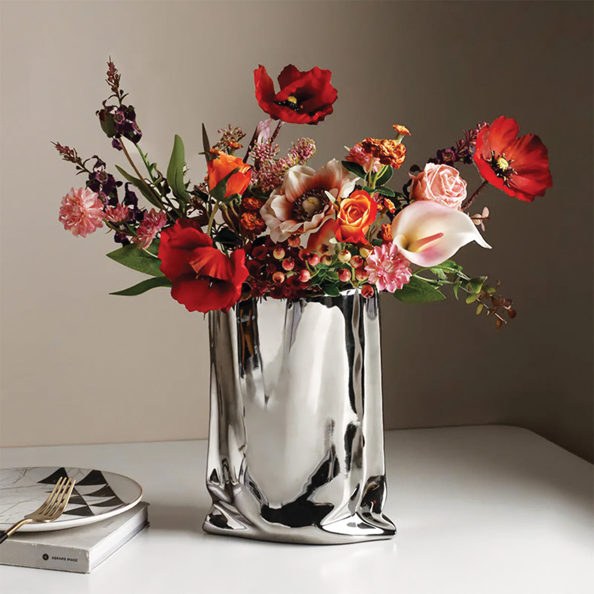 Bouquet di fiori orlato Decorazione contemporanea, per ogni ambiente - - ambiente Bathroom bouquet bouquet fiori Ceramics contemporanea Decor decorazione fiori home & garden Kitchen ogni Vases - Concept Palermo