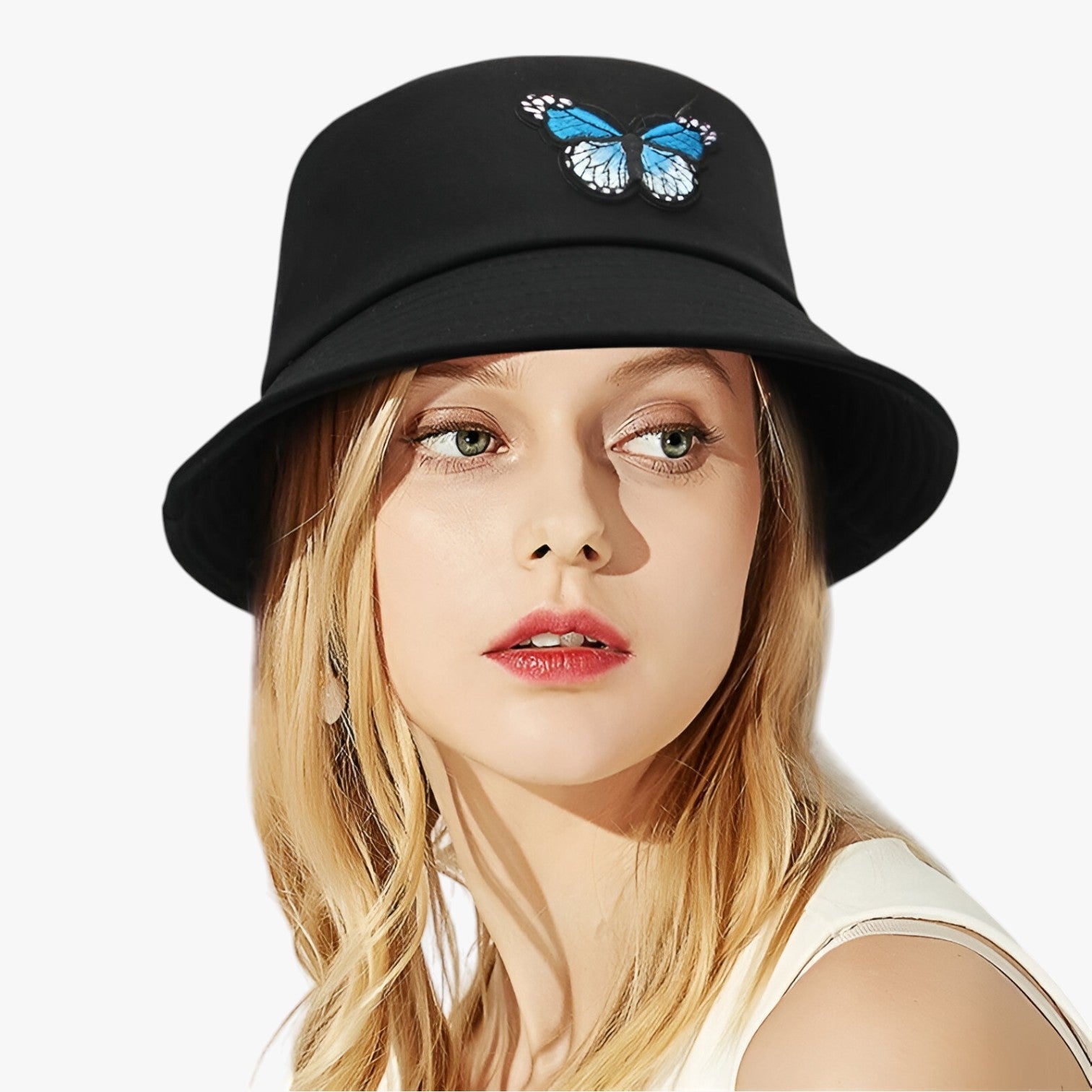 Protezione solare con accento farfalla - per ragazze attive Donna - - accento attive brenda | protezione solare elegante con accento farfalla - per ragazze attive - €25 bucket hats donna farfalla Hat for girls protezione protezione solare ragazze summer hat Sun Hats women hat - Concept Palermo