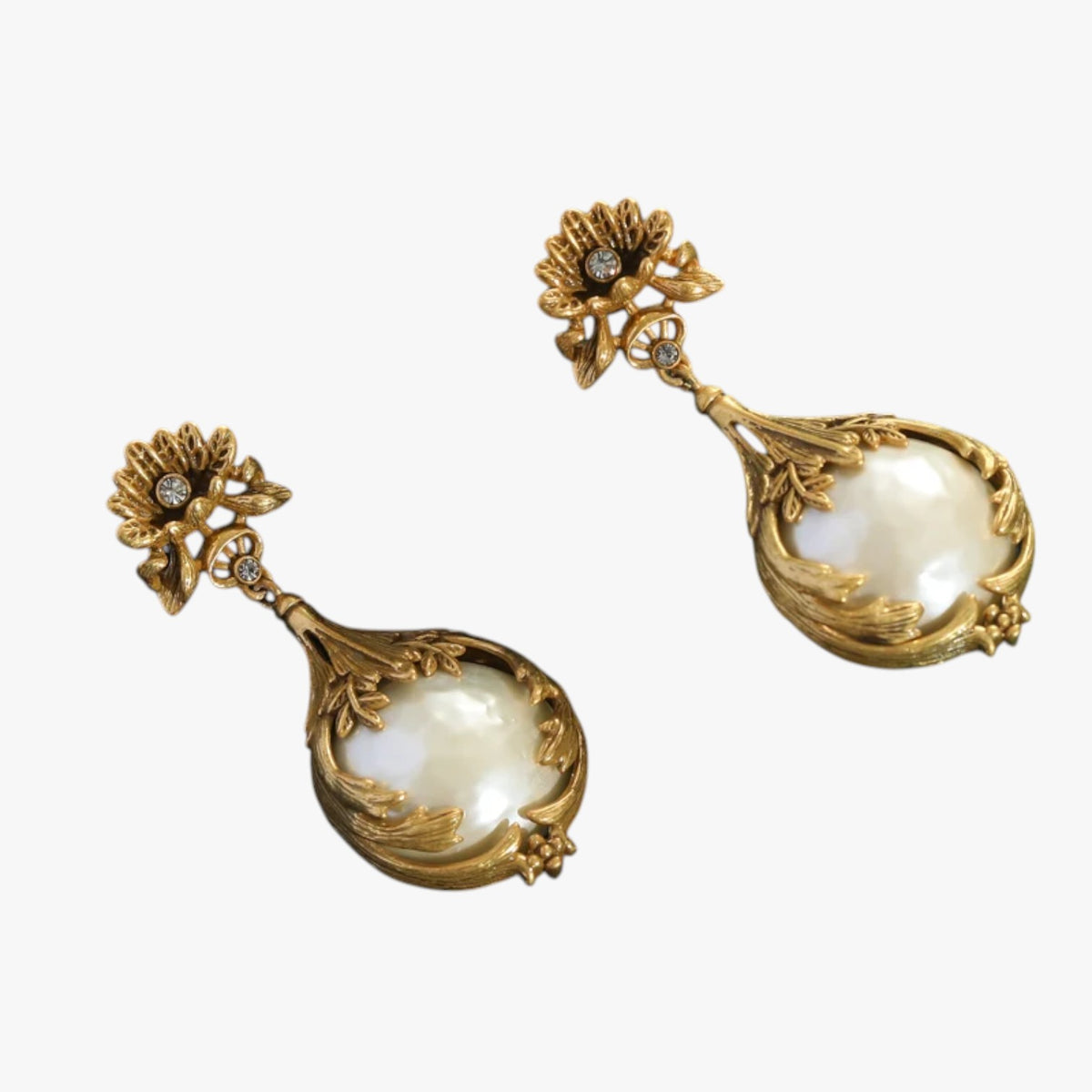 Orecchini Pendenti Vintage con Perle Eleganza Floreale in Oro Antico Donna - - antico donna EARRINGS Earrings for Women Girls eleganza floreale jewelry Linen New Fashion Earrings orecchini orecchini pendenti pendenti Vintage Women womens earring - Concept Palermo