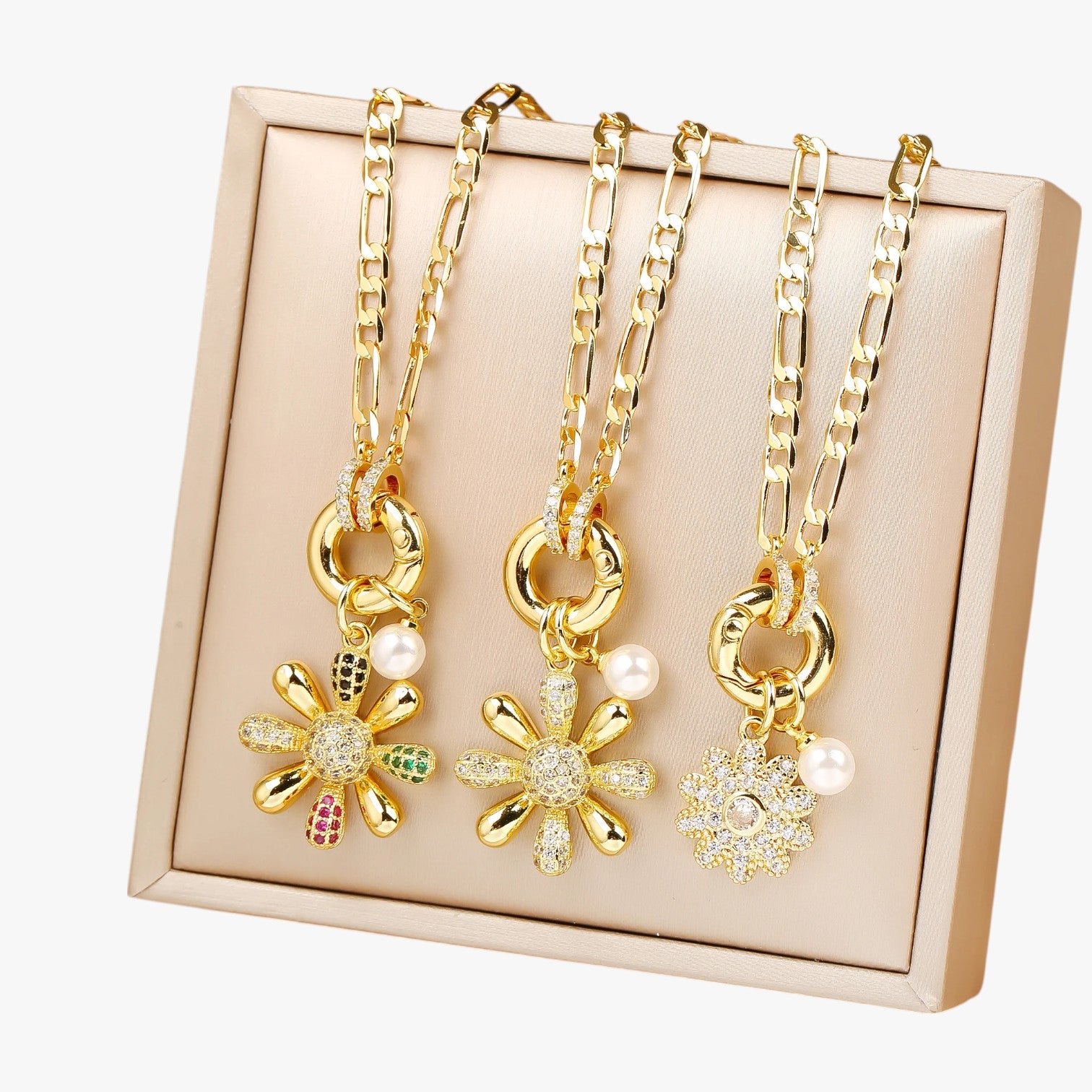 Collana con Fiore di Zaffiro e Zirconi Glamour Lana - - collana collana fiore elegant womens necklaces Fashion Necklaces fiore glamour jewelry lana necklace NECKLACES Necklaces for Women zaffiro zirconi - Concept Palermo