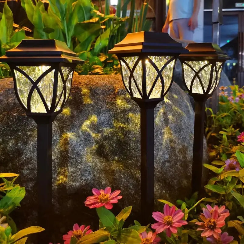 Illuminazione Solare per Giardino Illumina il Tuo Giardino con Bellezza Naturale - Bianco B 300MAH - bellezza Decoration lighting giardino home & garden illumina illuminazione illuminazione solare lights naturale solare - Concept Palermo