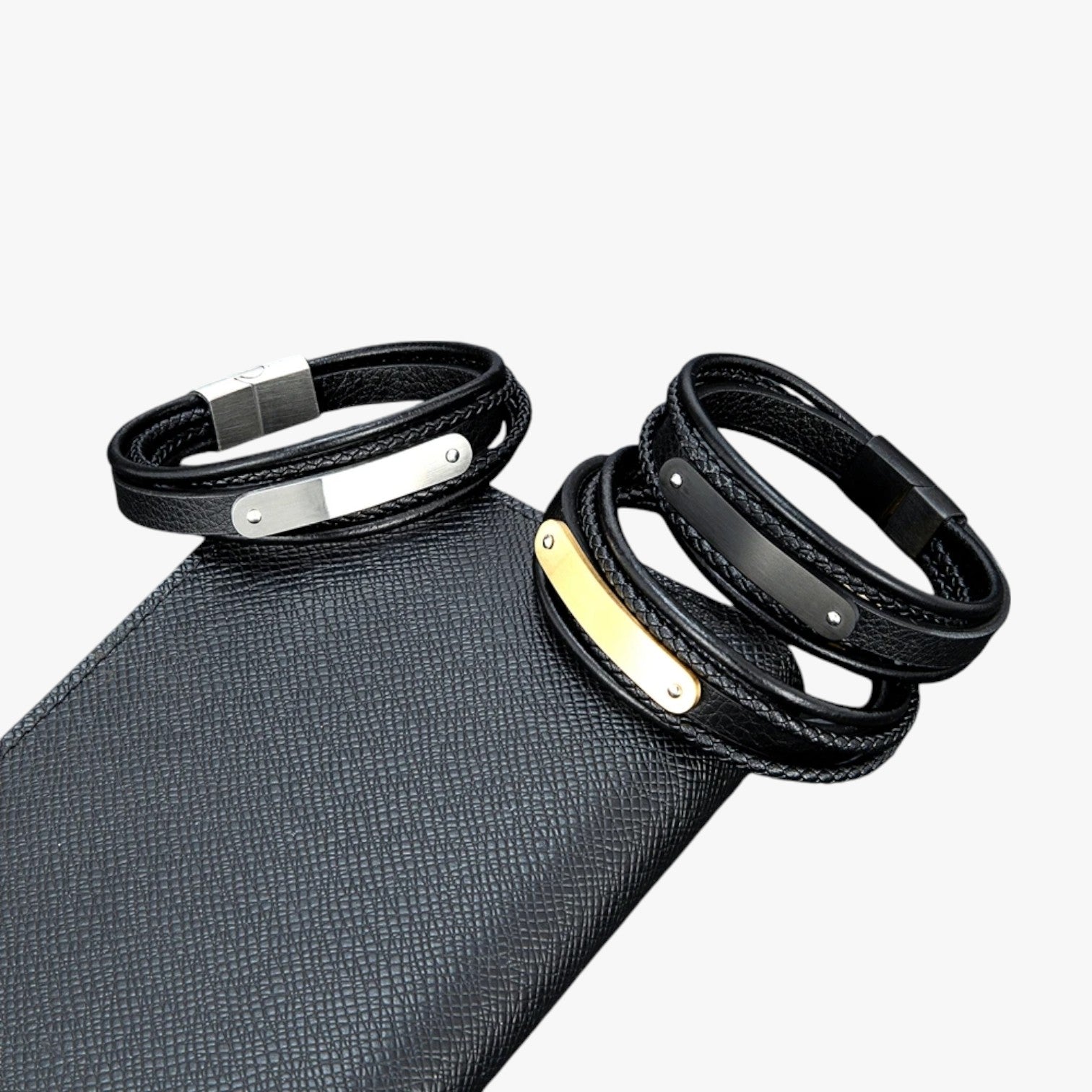 MKENDN Bracciale Personalizzato in Pelle con Nome o Lettera Acciaio - - acciaio bracciale BRACELET bracelet for men BRACELETS jewelry lettera mens bracelet mkendn mkendn bracciale nome pelle - Concept Palermo