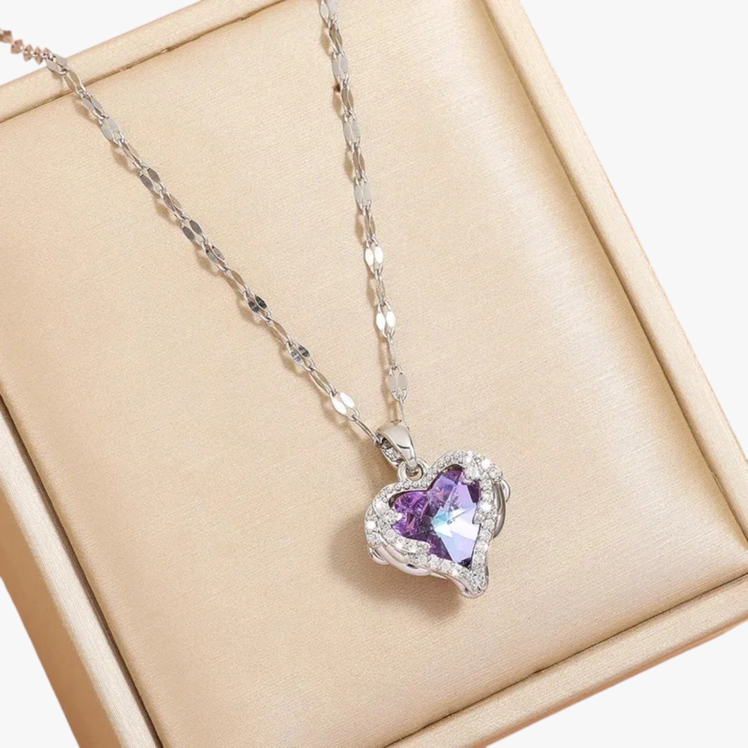 Collana Cuore Oro con Cristalli Brillanti Lana Donna - - brillanti collana collana cuore cristalli cuore donna elegant womens necklaces Fashion Necklaces jewelry lana necklace NECKLACES Necklaces for Women - Concept Palermo