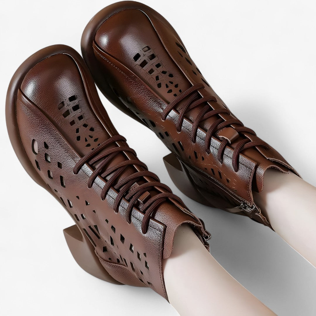 Stivaletti Donna Neri in Vera Pelle con Lacci Artigianali, Comodi e Stile Naturale - - BOOTS Boots & Shoes cuciti lacci mano naturale pelle shoes stile stivaletti - Concept Palermo