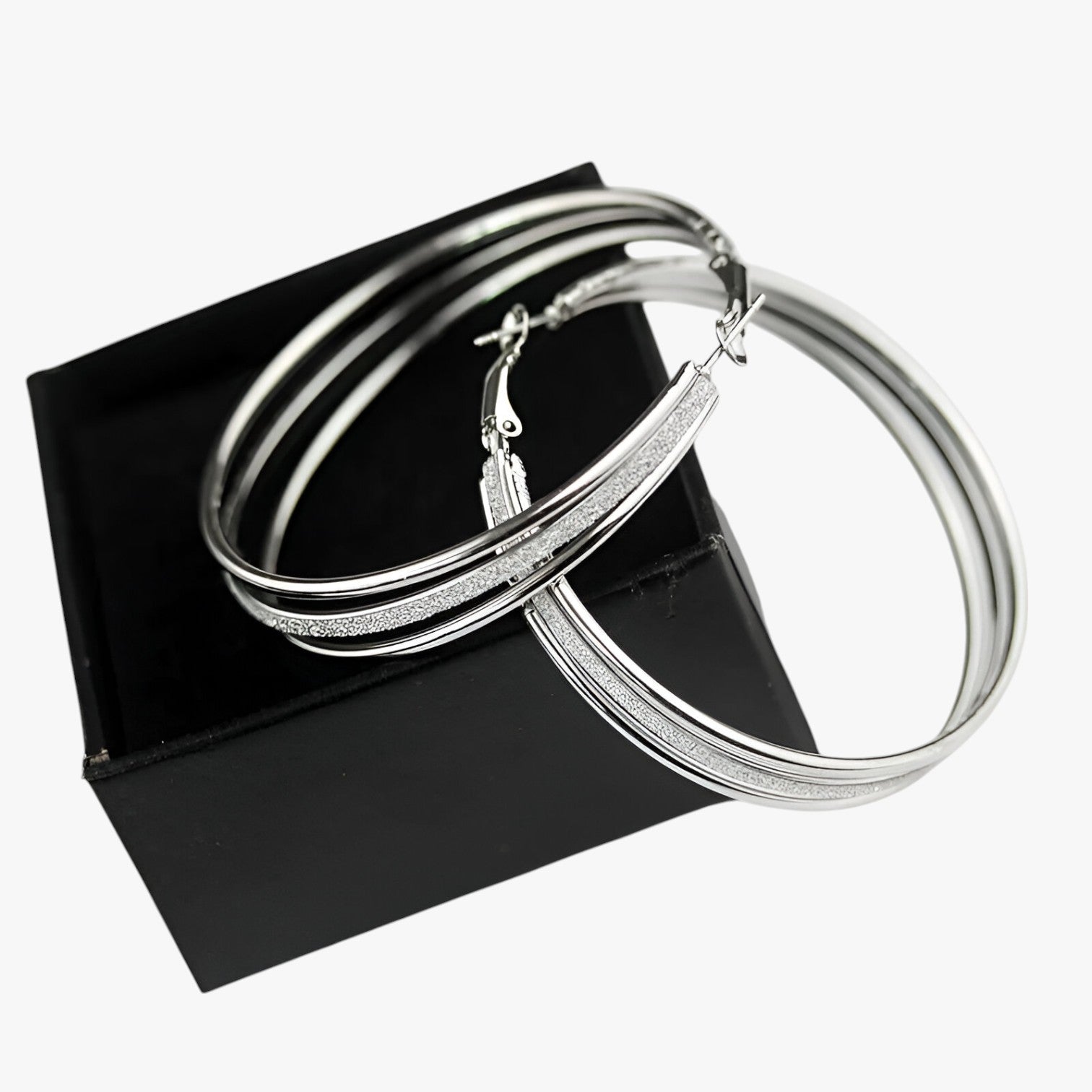 Orecchini a Cerchio Grandi – Senza Tempo & Trendy Donna - - Accessories Jewelry cerchio donna EARRINGS grandi jewelry orecchini orecchini cerchio tempo trendy womens earring - Concept Palermo