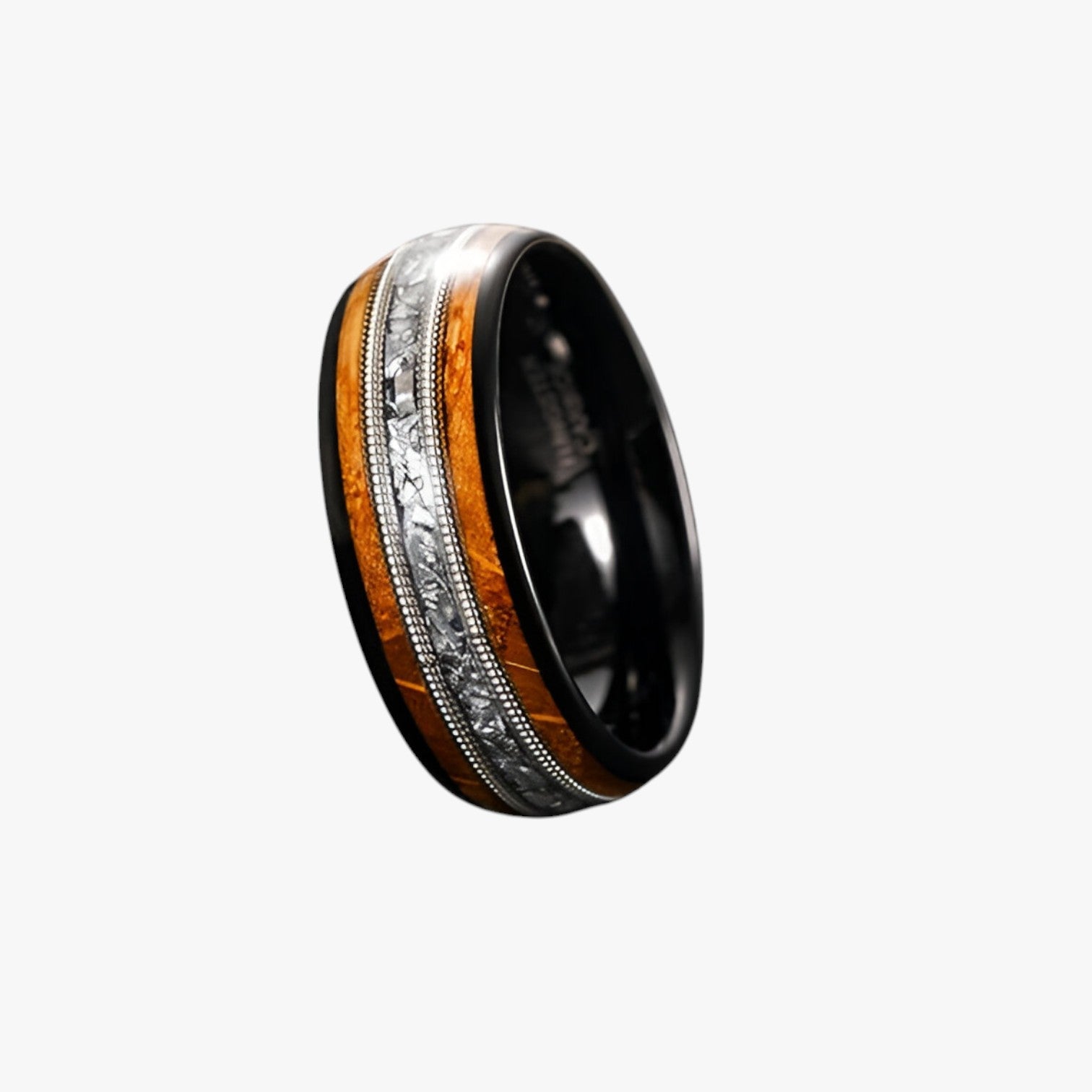 Anello di legno con corde di chitarra e accenti di botti di whisky Uomo - - accenti anello anello legno botti chitarra corde jewelry legno mens accessory mens ring Rings - Concept Palermo