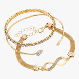 Set armbanden met hartvormige hanger, gelaagde kettingen en fonkelende strass