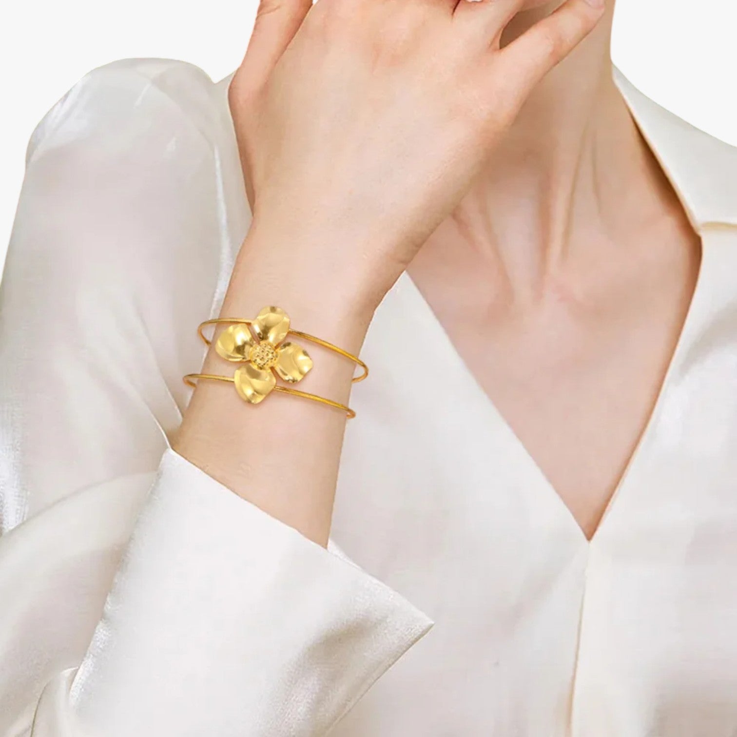 Bracciale rigido Flora Gold in acciaio inossidabile con fiore, impermeabile ed Donna - - acciaio bracciale bracciale rigido BRACELET BRACELET FOR WOMEN BRACELETS bracelets for women donna fiore flora impermeabile inossidabile - Concept Palermo