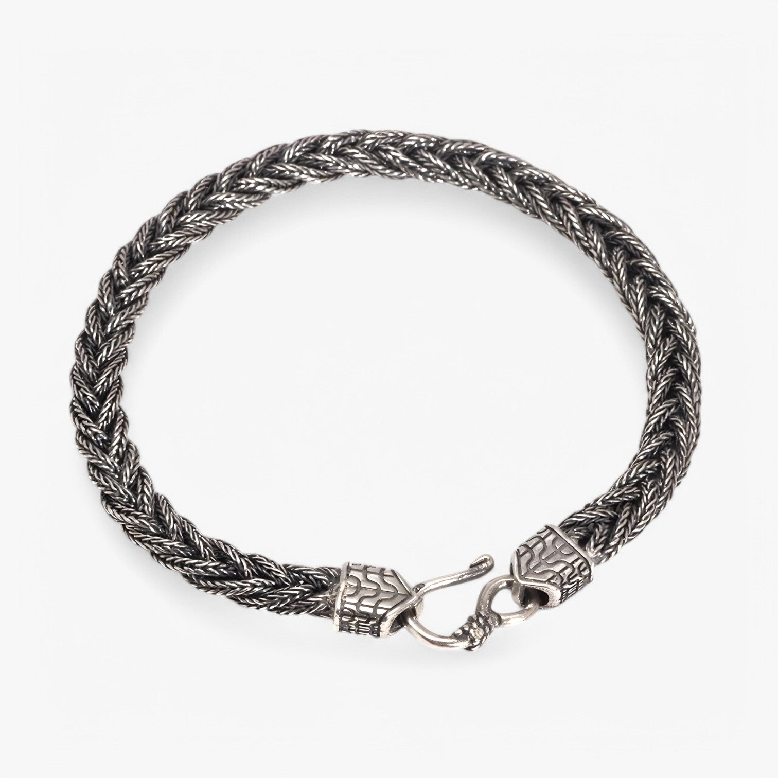 Bracciale in Argento Vintage – Eleganza Robusta e Intrecciata a Mano Uomo - - bracciale bracciale vintage BRACELET eleganza intrecciata jewelry mano mens accessory mens bracelet robusta uomo - Concept Palermo