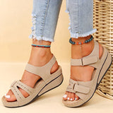 Comfortabele orthopedische dames sandalen van zwart leer met lage sleehak