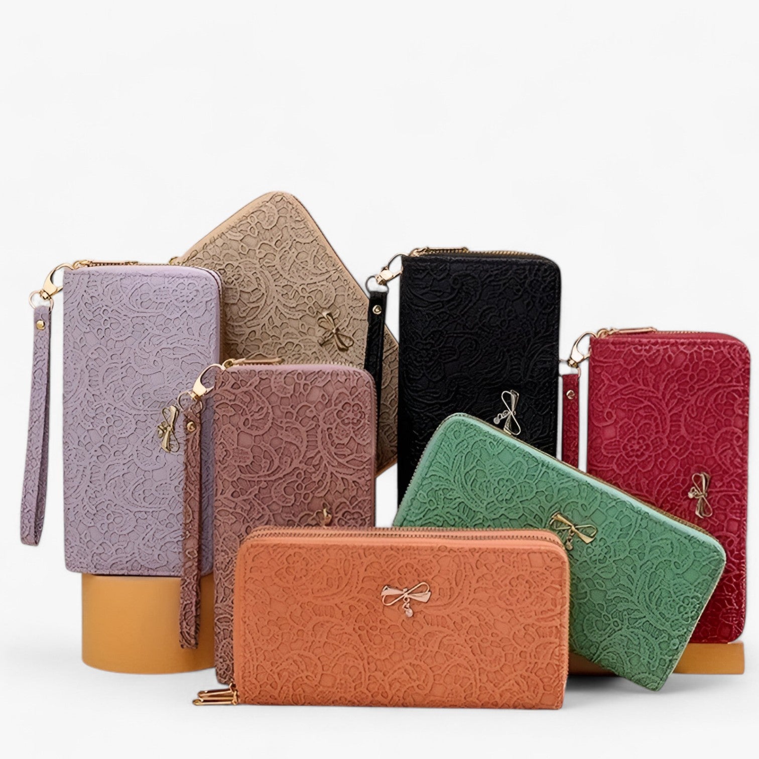 E Capiente con Rilievi in Pizzo - - capiente capiente rilievi pizzo rilievi wallet wallets womens wallet - Concept Palermo