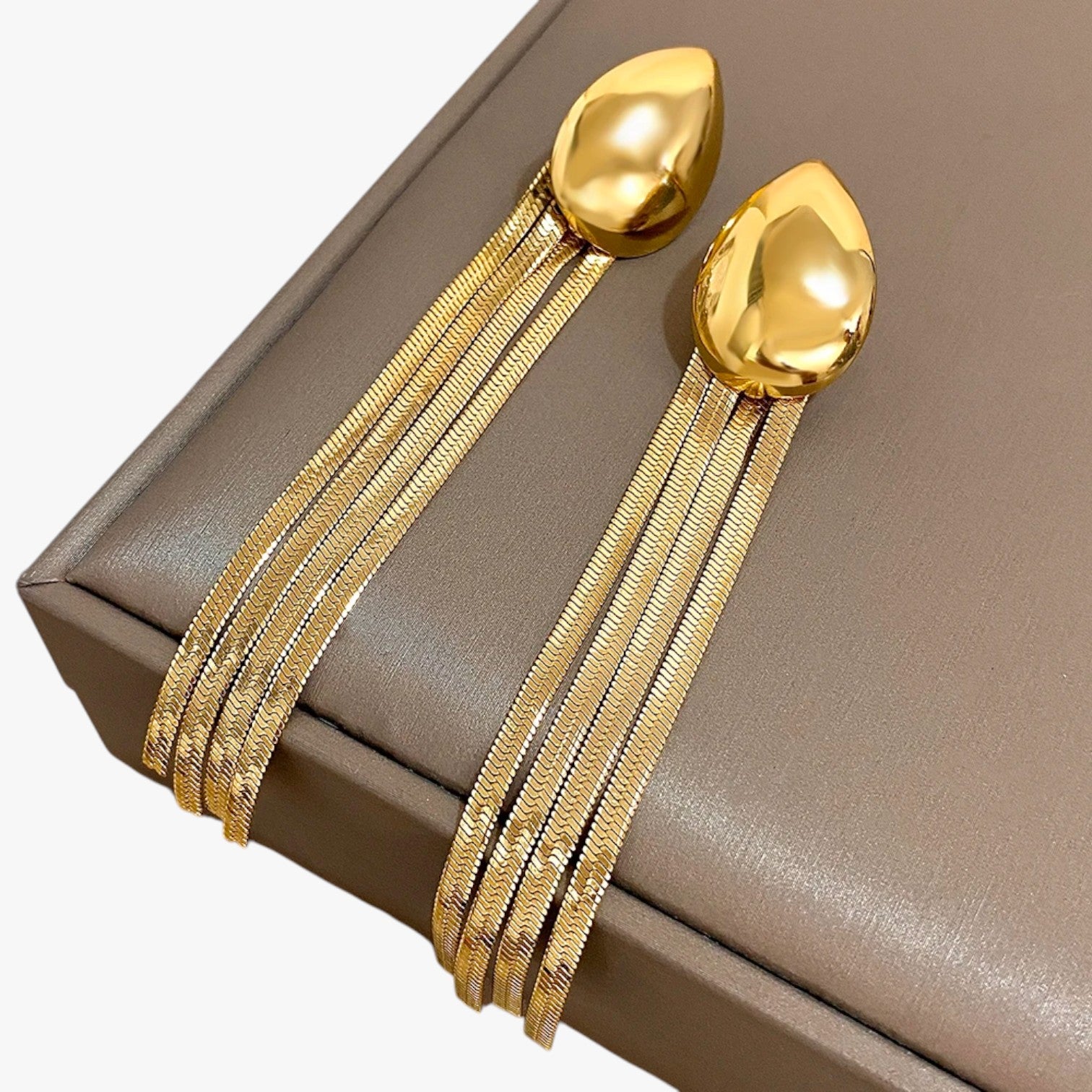 Orecchini a Goccia con Nappa Lunga Brillante - - brillante EARRINGS Earrings for Women Girls goccia jewelry lunga nappa New Fashion Earrings orecchini orecchini goccia - Concept Palermo