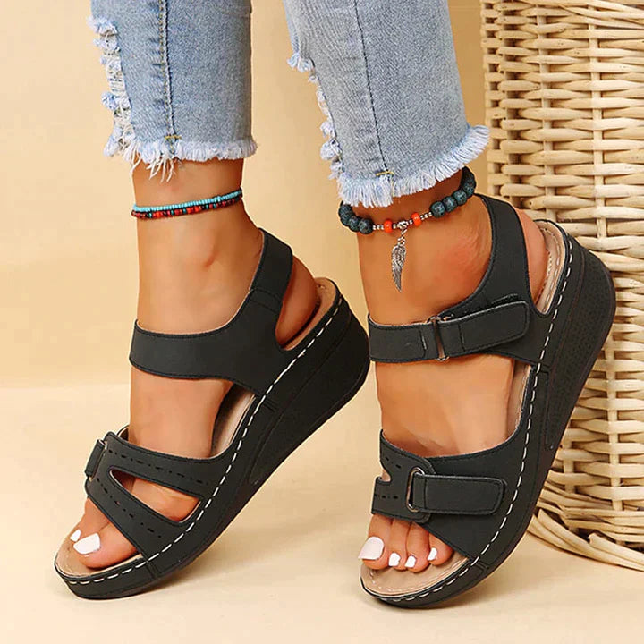 Sandali Ortopedici Dana da Donna Comodi in Pelle Neri con Zeppa Bassa - Nero - dana donna ortopedici sandali sandals women sandals - Concept Palermo