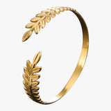 Gouden boho armband met laurierblad - klassieke elegantie die inspireert