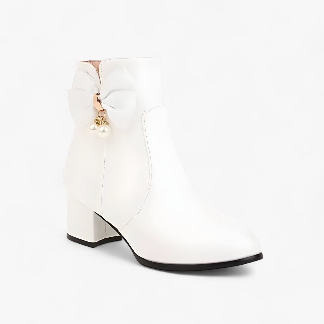 Stivaletti con fiocco e tacco alto per taglie comode - Bianca - BOOTS Boots & Shoes comode fiocco shoes stivaletti stivaletti fiocco tacco taglie - Concept Palermo