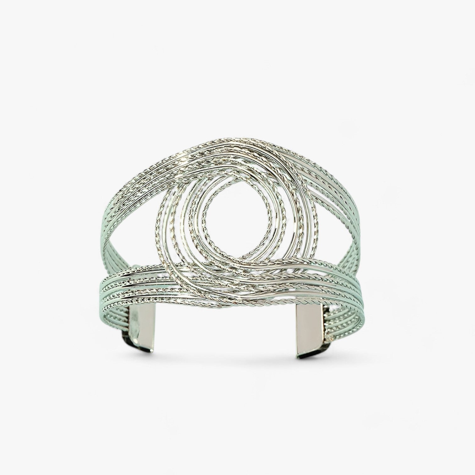 Bracciale Cuff Metallico a Doppia C Incisa – Bracciale di Tendenza per Donna - - Accessories Jewelry bracciale bracciale cuff BRACELETS cuff donna doppia incisa jewelry metallico - Concept Palermo