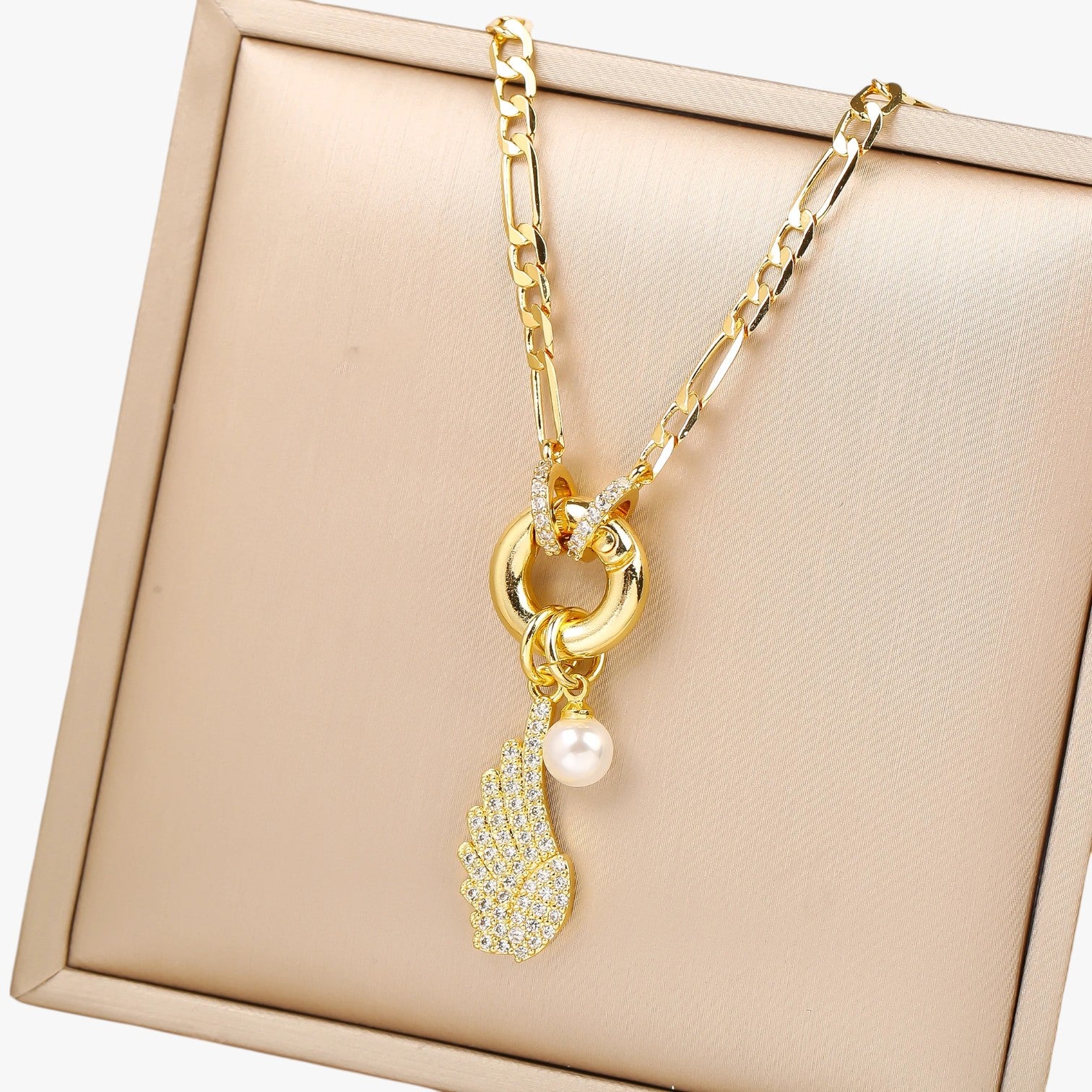 Collana con Ali e Fiori di Conchiglia Brillanti Lana - - brillanti collana collana fiori conchiglia elegant womens necklaces Fashion Necklaces fiori jewelry lana necklace NECKLACES Necklaces for Women - Concept Palermo
