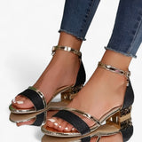 Dames sandalen met blokhak, glinsterende enkelriem en metalen afwerking