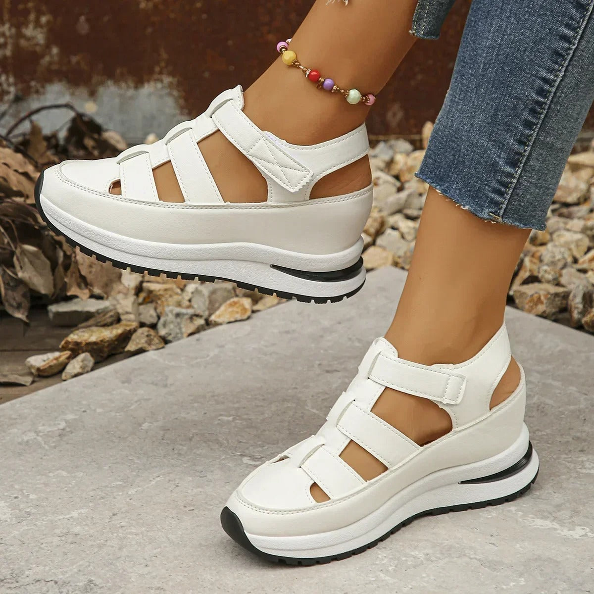 Sandales Femme Confort Cuir Noir Élégantes & Ergonomiques - - confortables cross-from-seroa-10180446290186 femmes New-google popular product_tags sandales sandales confortables sandales pour femmes élégantes - Concept Palermo