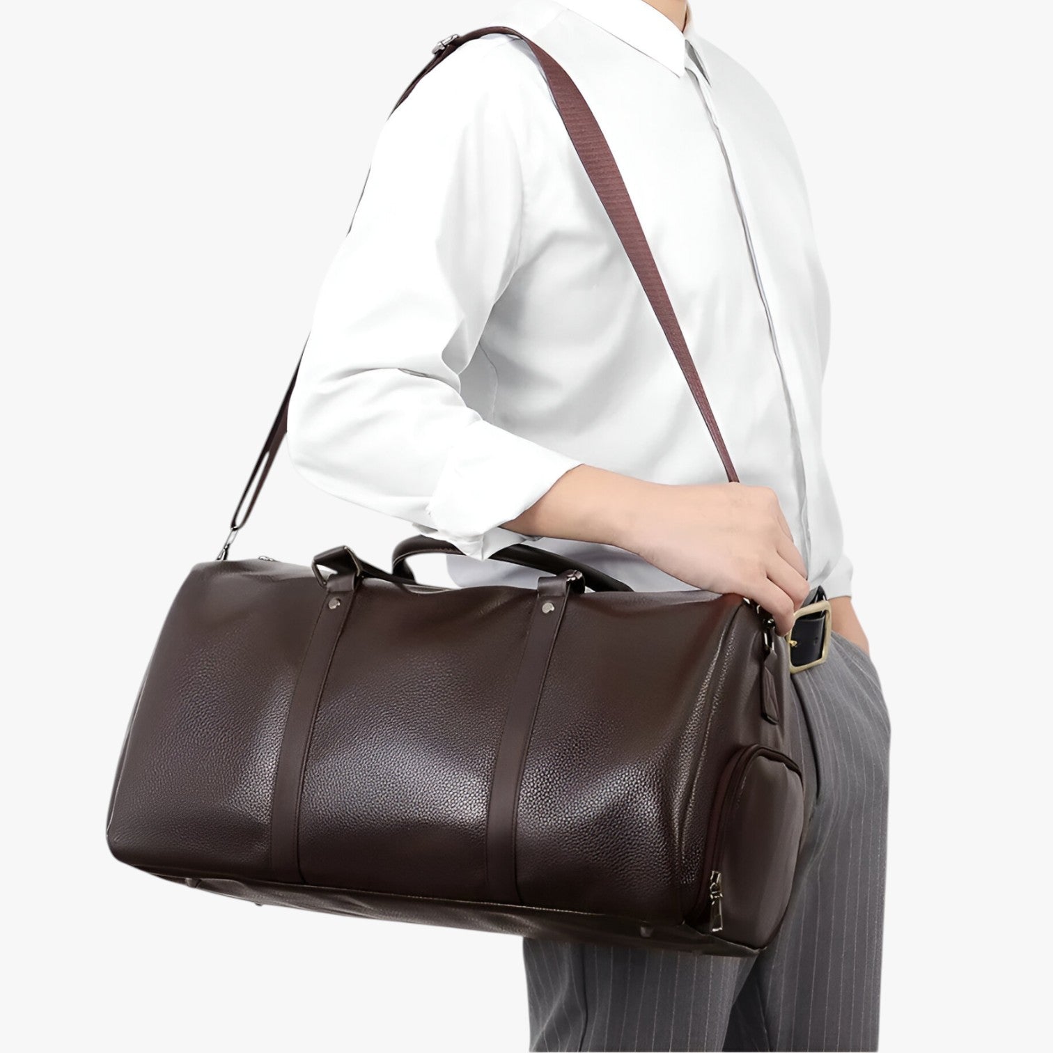 Borsa da Viaggio in Pelle Uomo Eleganza, Spazio e Comfort in Movimento - - Bags bags for men borsa borsa viaggio comfort duffle bags eleganza movimento pelle Shoulder & Crossbody Bags Shoulder Bags spazio - Concept Palermo