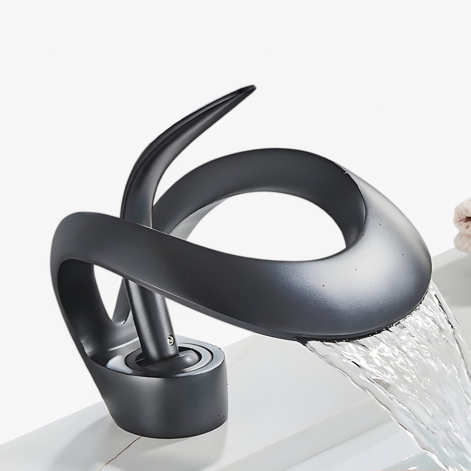 Rubinetto Uomo Durevole con Flusso d'Acqua Fluido e Regolabile - Nero Opaco - acqua fluido flusso flusso acqua Home Home & Garden uomo - Concept Palermo