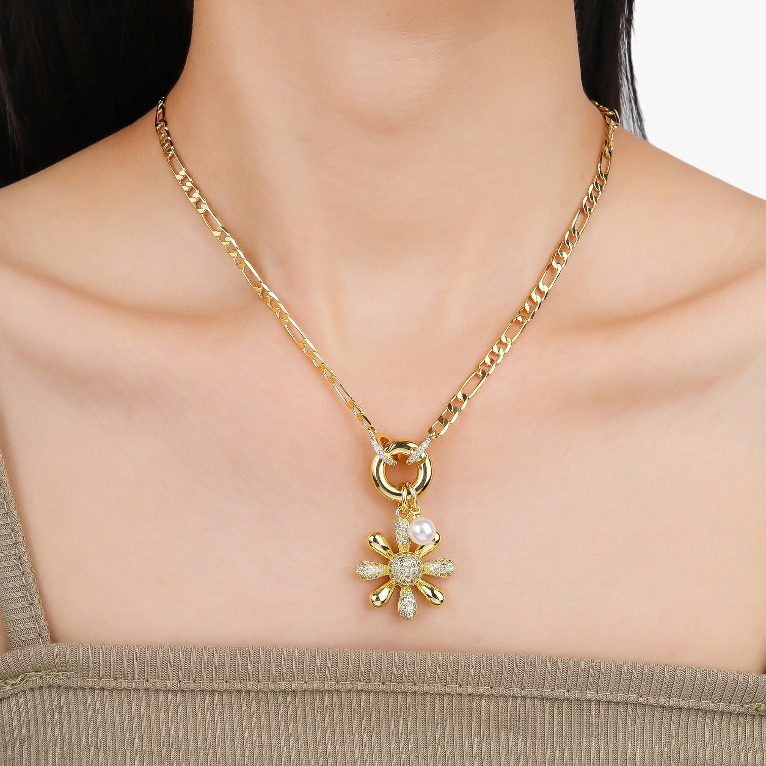 Collana con Fiore di Zaffiro e Zirconi Glamour Lana - - collana collana fiore elegant womens necklaces Fashion Necklaces fiore glamour jewelry lana necklace NECKLACES Necklaces for Women zaffiro zirconi - Concept Palermo