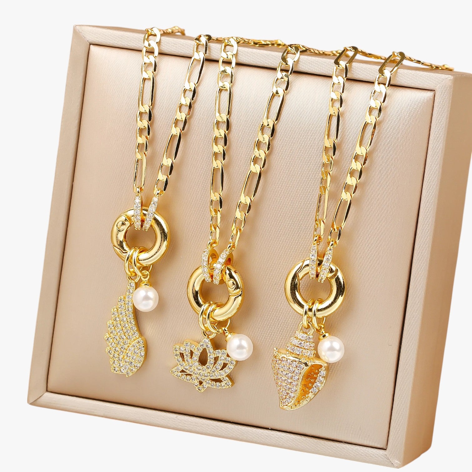 Collana con Ali e Fiori di Conchiglia Brillanti Lana - - brillanti collana collana fiori conchiglia elegant womens necklaces Fashion Necklaces fiori jewelry lana necklace NECKLACES Necklaces for Women - Concept Palermo