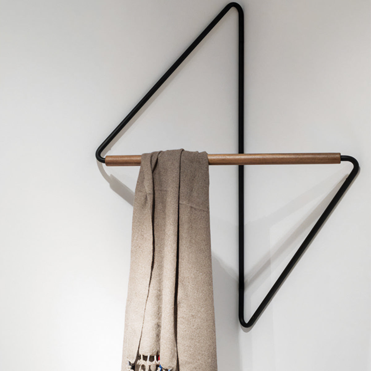 Stile e Pratica per Abbellire la Tua Casa Uomo - - abbellire casa Decor home & garden pratica stile stile pratica uomo Wall decoration Wall Hanger - Concept Palermo