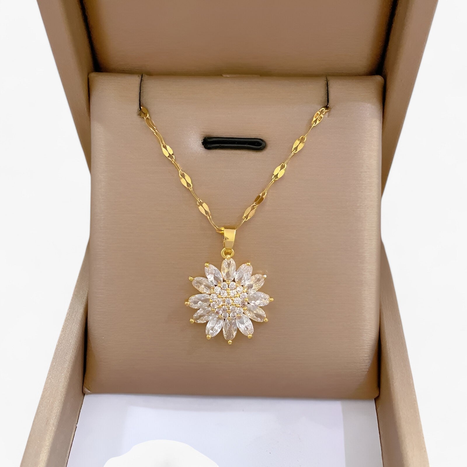 Collana con appendiabiti di lusso - Trendy e senza tempo - Oro - appendiabiti collana collana appendiabiti Gift Gifts for women jewelry Necklace Necklaces for Women tempo trendy womens fashion - Concept Palermo