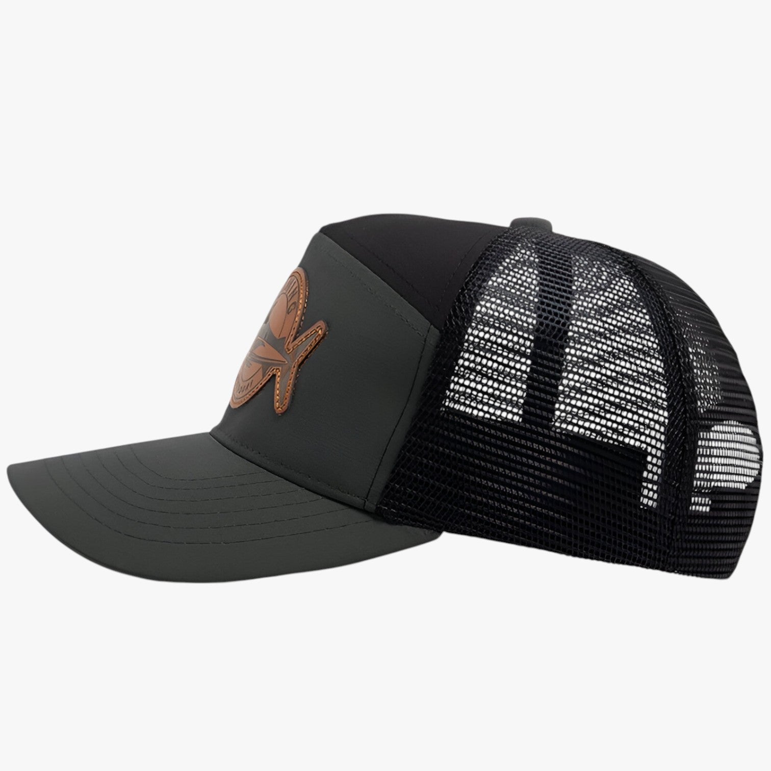 Cappellino estivo da camionista con etichetta in rete e pelle Lino Uomo - - Baseball caps camionista cappellino cappellino estivo caps estivo etichetta lino men's hat mens accessory mens cap pelle - Concept Palermo