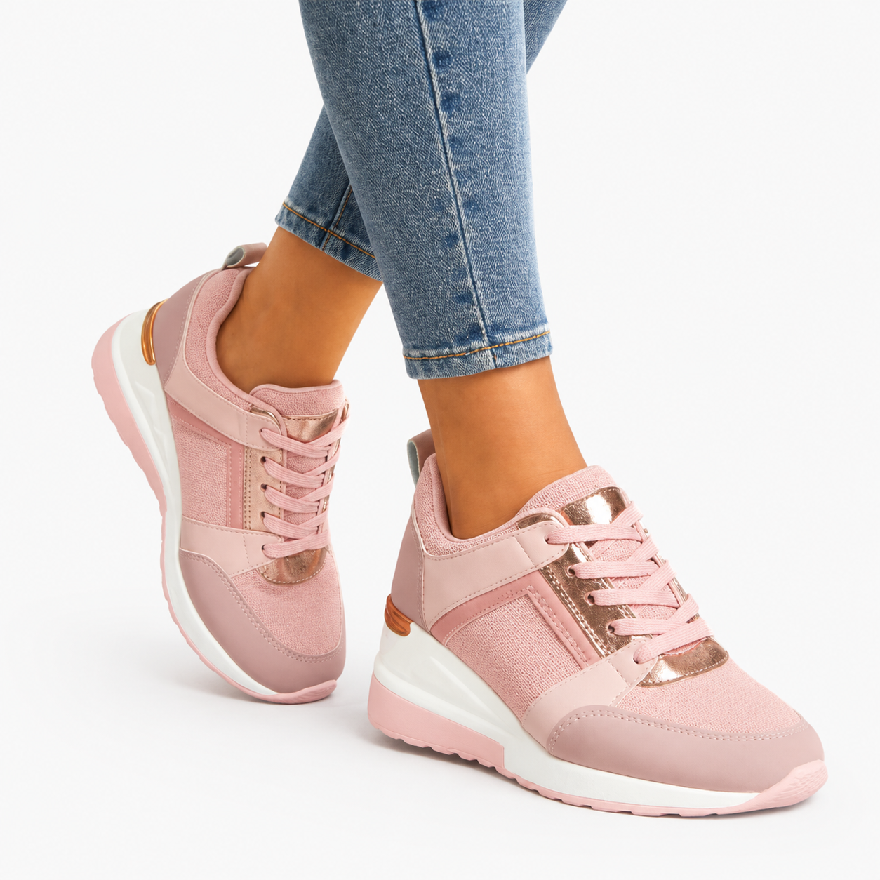 Sneakers Donna Nere con Zeppa 8cm, Dettagli Metallici, Comode ed Eleganti - - comoda dettagli donna Fashion female-ai metallici Schuhe shoes sneakers sneakers donna suola women - Concept Palermo