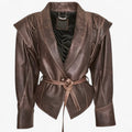 Chaqueta femenina con corte moderno