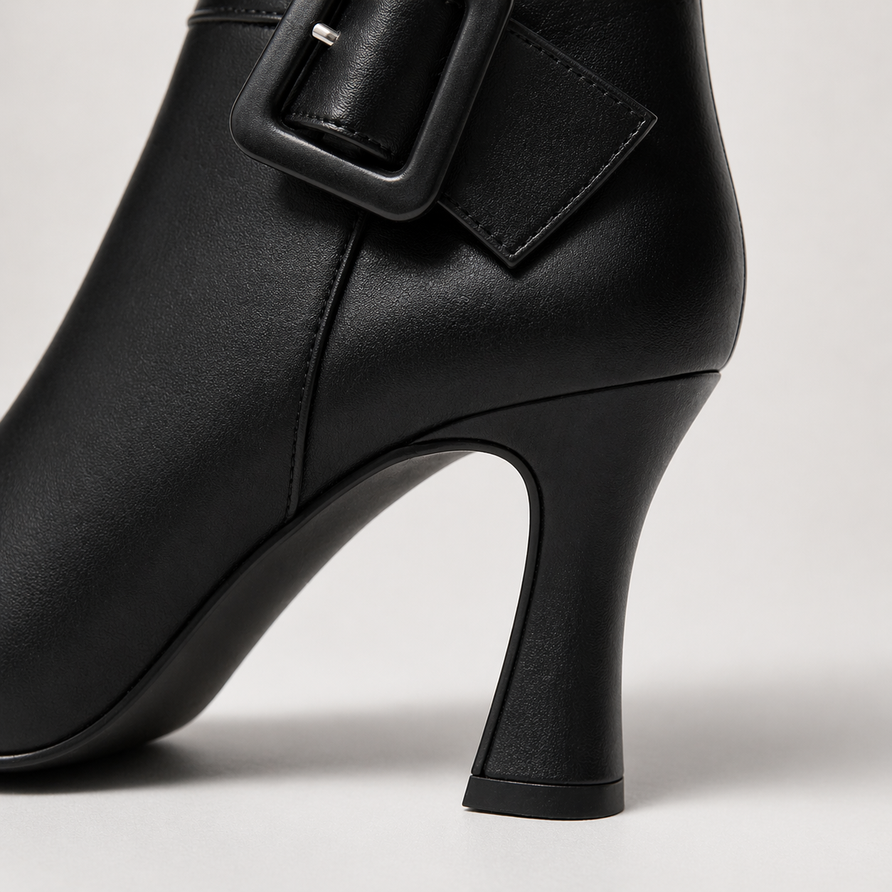 Stivaletti donna neri in PU con tacco a spillo alto e punta affusolata, eleganti per sera. - - BOOTS Boots & Shoes cinturino estivi fibbia pelle rete shoes shoes for women shoes woman Shoes women stivaletti stivaletti estivi woman shoes summer 2025 womens shoes - Concept Palermo