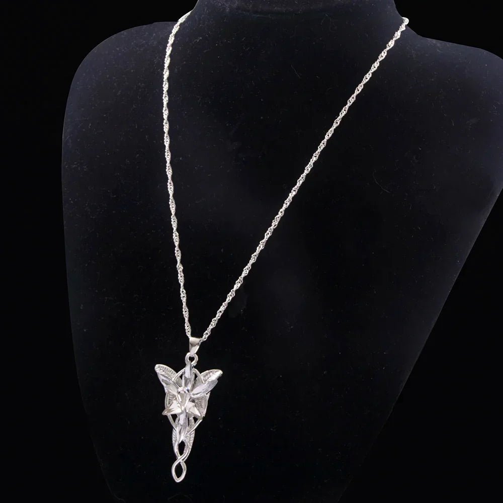 Collana da donna in lega d'oro con cristalli regolabili - - accessoire mystique ajustable alliage alliage de haute qualité bijou en cristal bijou hypoallergénique bijou pour toutes les occasions collier collier ajustable collier fantaisie collier femme collier élégant cristal cristaux d'étoiles cross-from-seroa-10062012154122 femme New-google other présent dans un emballage cadeau - Concept Palermo