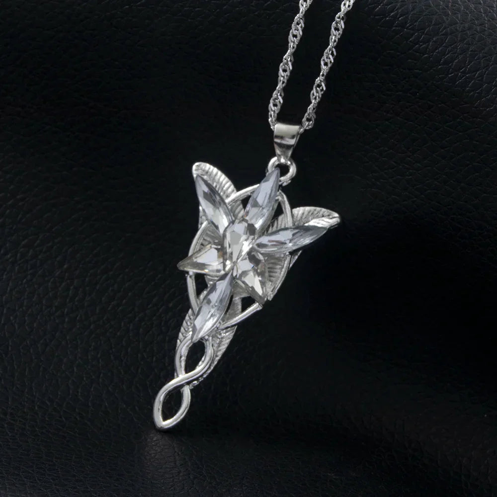 Collana da donna in lega d'oro con cristalli regolabili - - accessoire mystique ajustable alliage alliage de haute qualité bijou en cristal bijou hypoallergénique bijou pour toutes les occasions collier collier ajustable collier fantaisie collier femme collier élégant cristal cristaux d'étoiles cross-from-seroa-10062012154122 femme New-google other présent dans un emballage cadeau - Concept Palermo