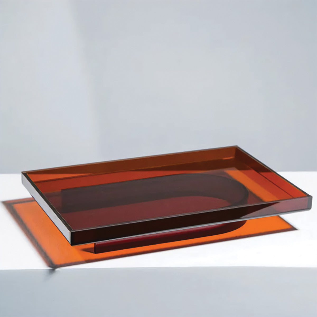 Servitore in Acrilico: Trasforma il Tuo Arredamento e Arricchisci la Tua Esperienza di Intrattenimento Uomo - Rettangolo - acrilico arredamento arricchisci Decor esperienza home & garden intrattenimento Kitchen servitore servitore acrilico Tableware - Concept Palermo