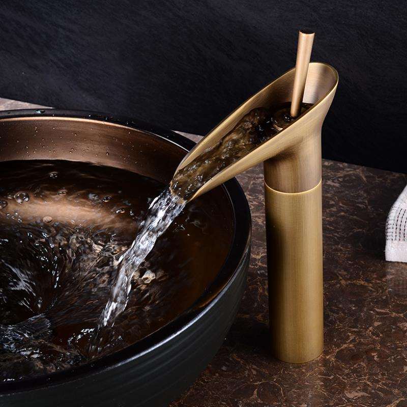 Waterfall rubinetto antico rubinetto per lavabo da bagno miscelatore per lavabo in ottone Donna - - antico antique bathroom antique faucet bagno Bathroom Bathroom Faucets donna faucet brass basin Faucets home & garden lavabo miscelatore mixer taps ottone rubinetto sink faucet Waterfall faucet - Concept Palermo