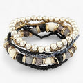 Pulsera de mujer boho multicapas con cuentas y charms ajustable