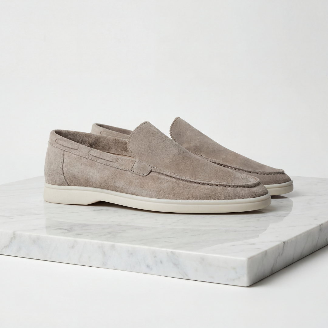 Mocassini Scamosciati Uomo: L'Eleganza Versatile per Ogni Look