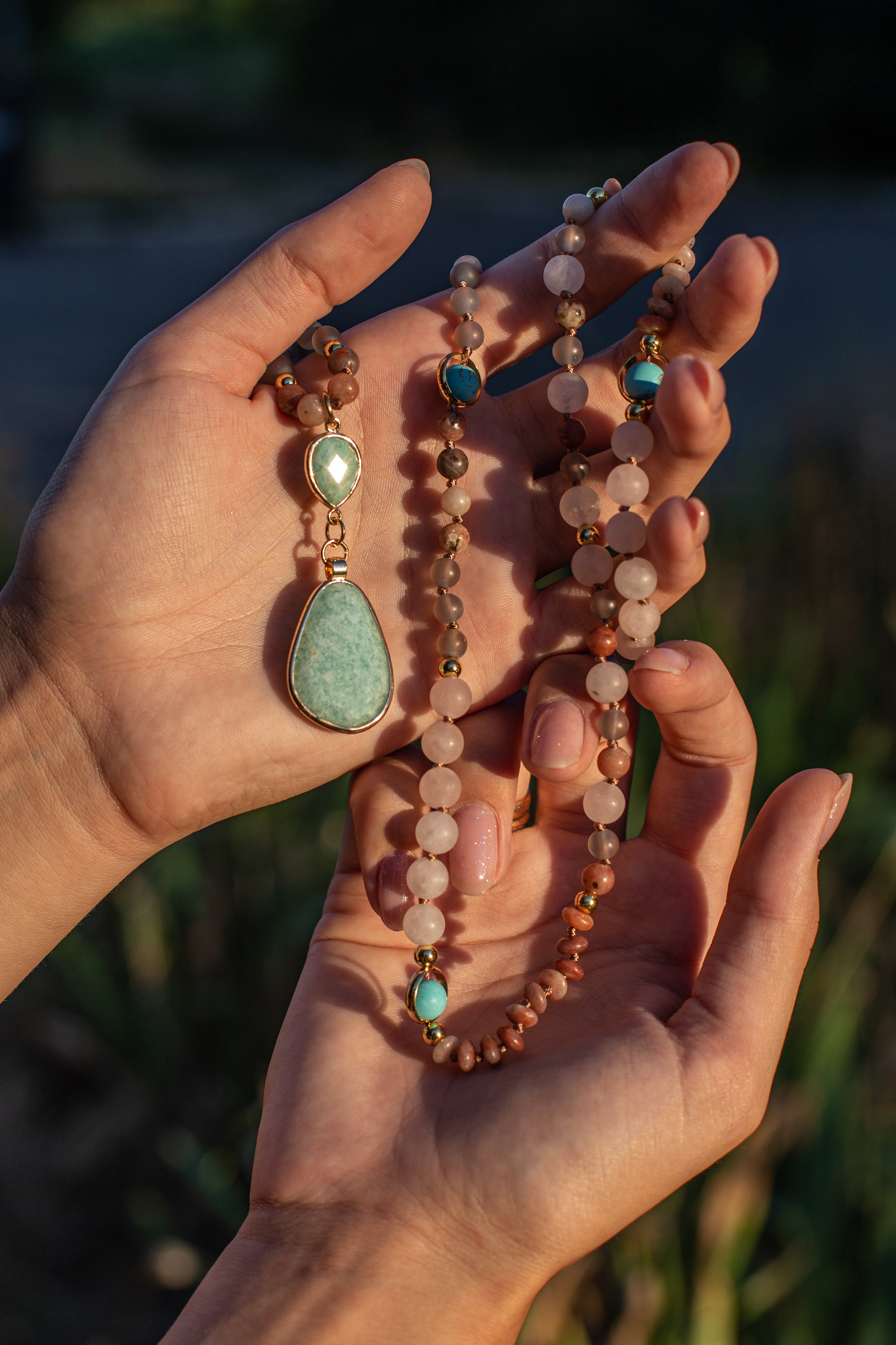 Collana Mala 108 Perle Donna, Amazzonite Azzurra Naturale & Quarzo Rosa per Yoga e Meditazione - - amazzonite collana collana perle colorata jewelry mala new_for_google_may perle profonda - Concept Palermo