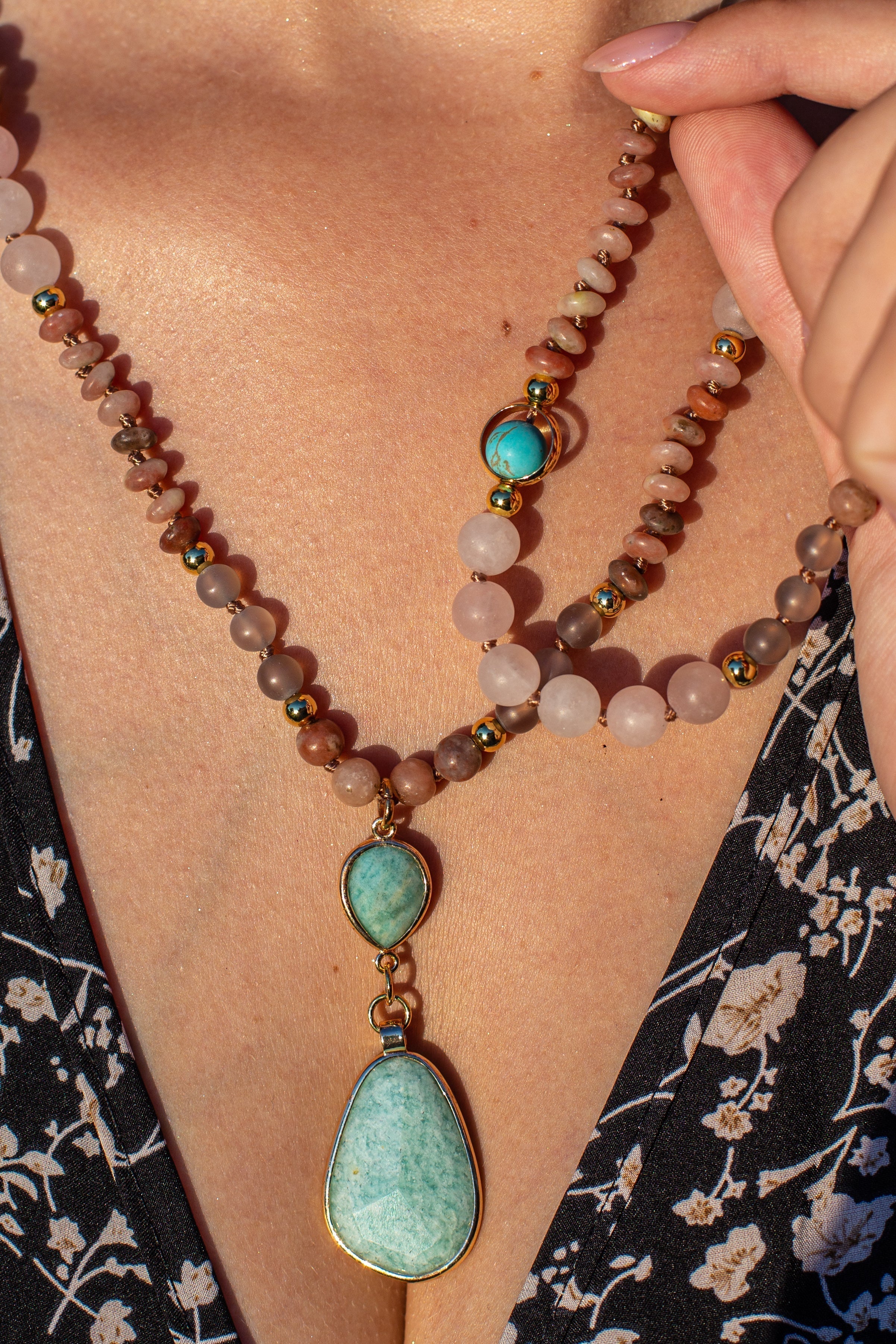 Collana Mala 108 Perle Donna, Amazzonite Azzurra Naturale & Quarzo Rosa per Yoga e Meditazione - - amazzonite collana collana perle colorata jewelry mala new_for_google_may perle profonda - Concept Palermo